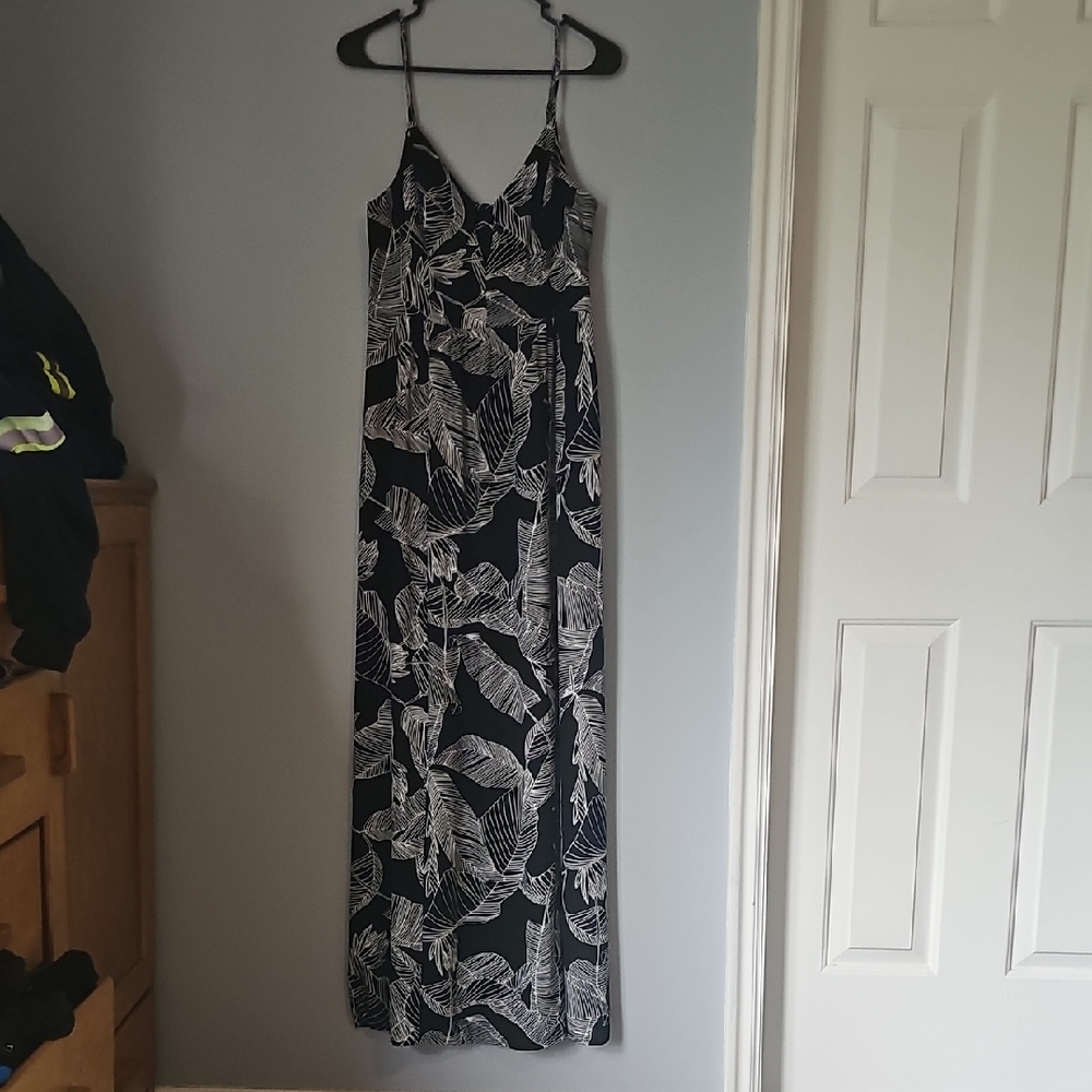 Express Black and White Spaghetti Strap Sundress